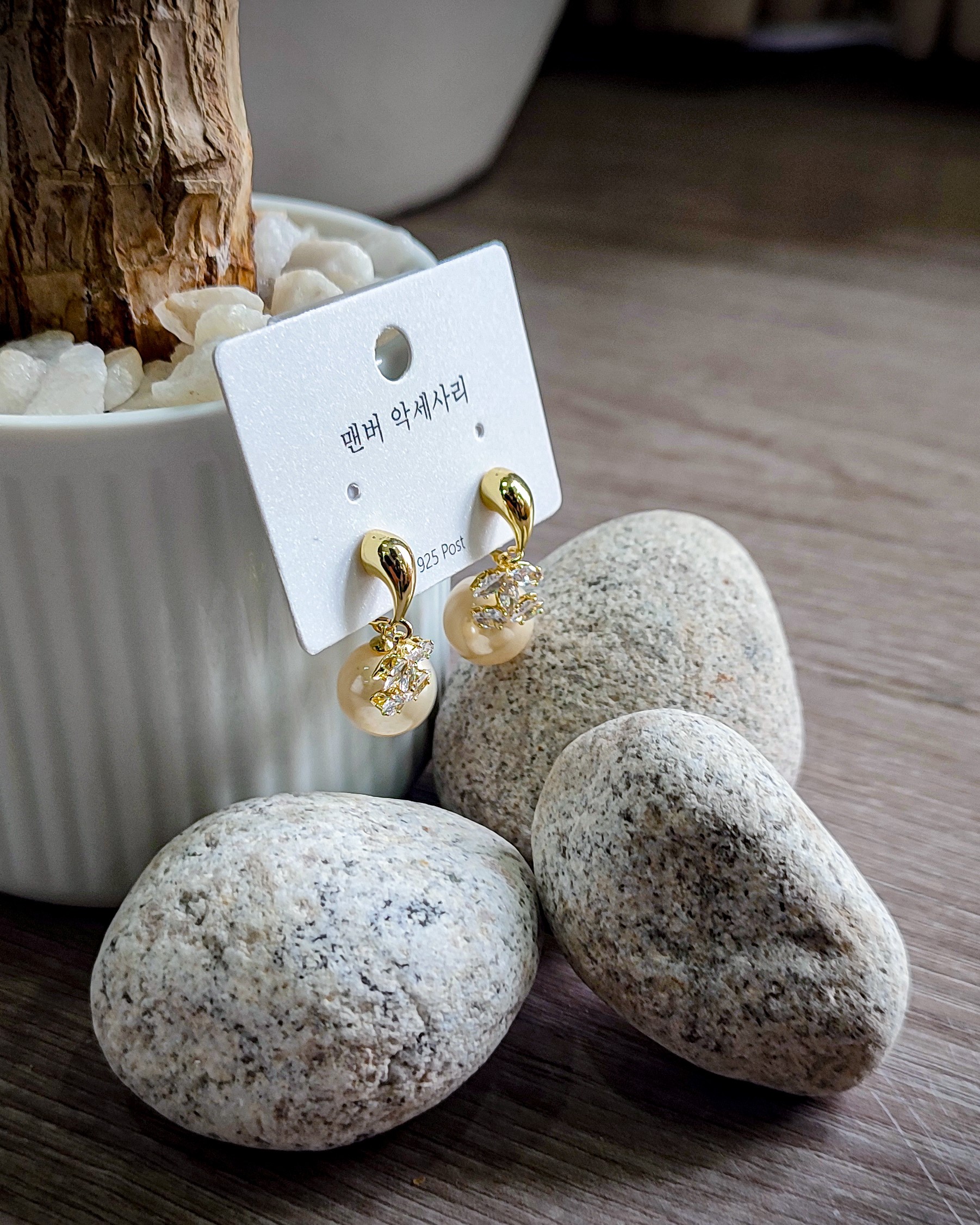 Korean Style Gold Teardrop Stud Crystal Bow and Champagne Pearl Drop Earrings