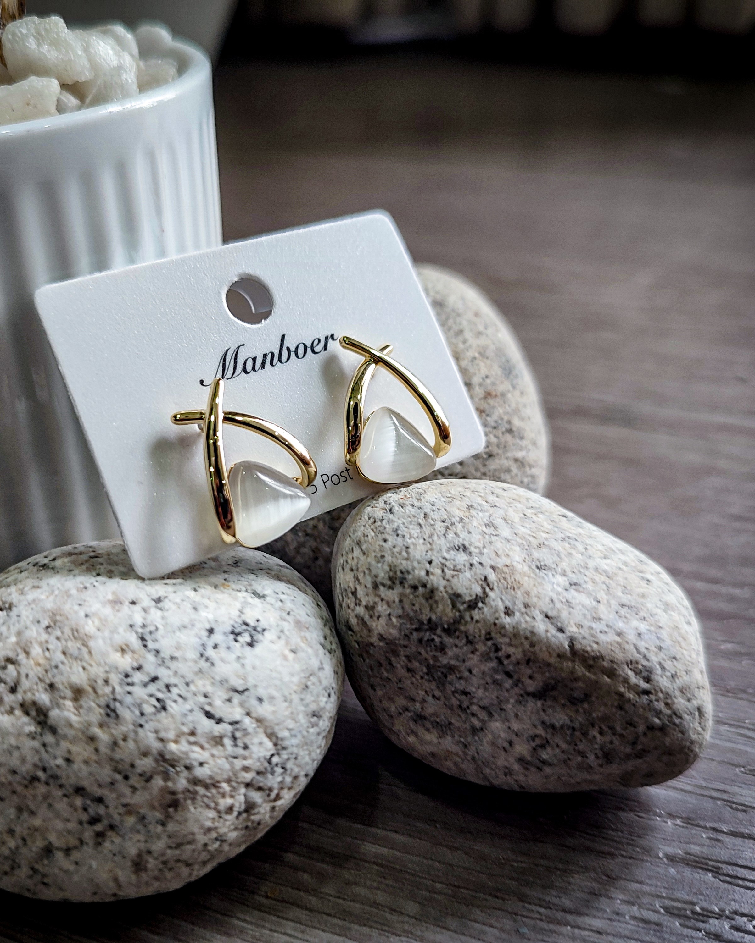 Manboer Geometric Intersecting Gold Hoop Cats Eye Stone Drop Earrings